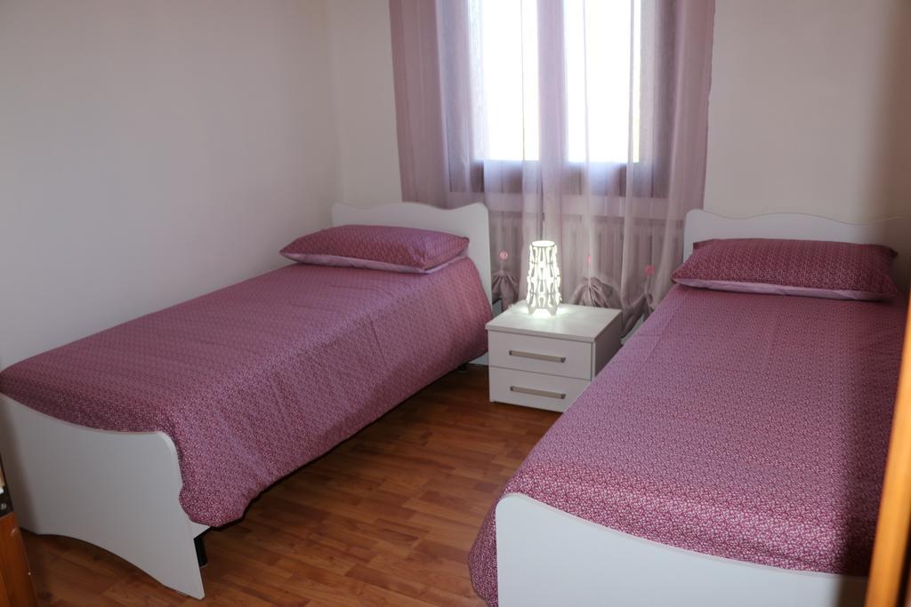 Appartamenti Via Calnova Noventa di Piave Bilik gambar